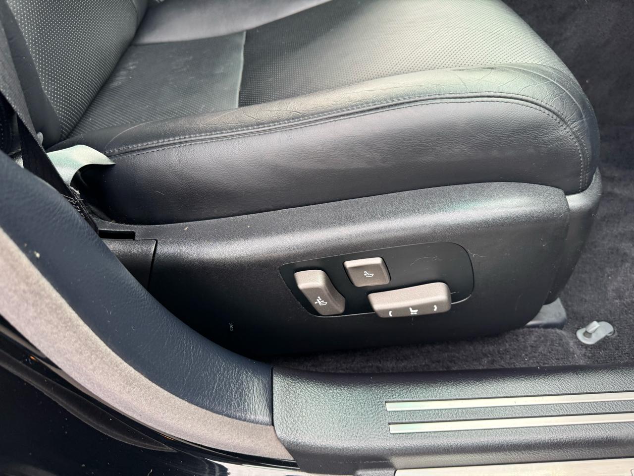 Lexus LS 460 Luxury Sedan AWD 2009