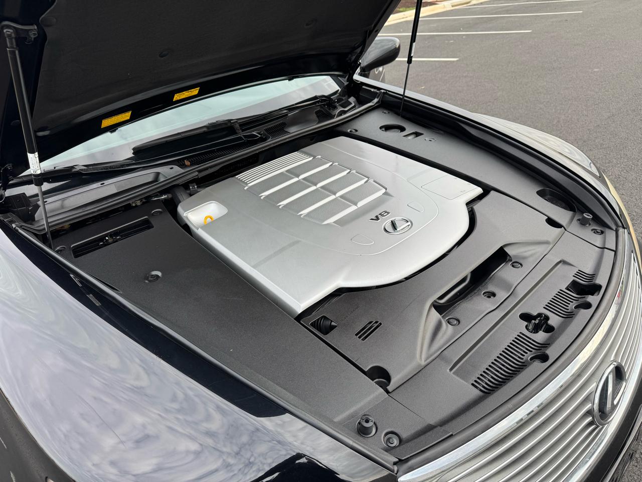 Lexus LS 460 Luxury Sedan AWD 2009