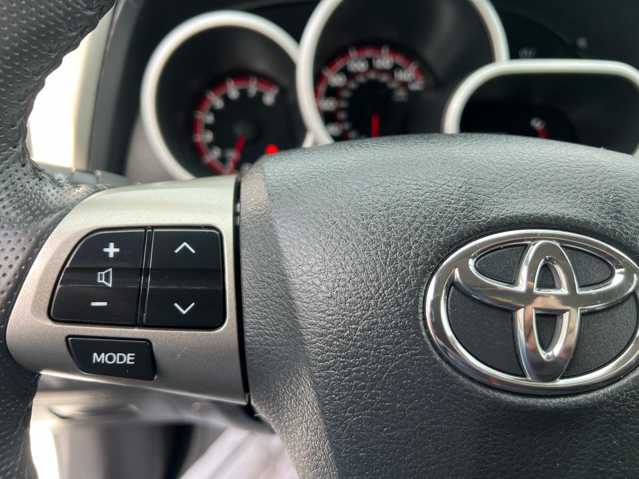 Toyota Matrix S AWD 4-Speed AT 2013