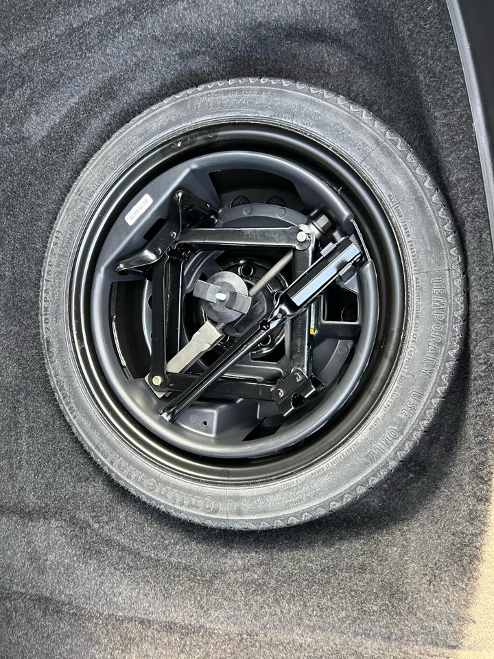 Cadillac DTS 4dr Sdn Luxury I 2006