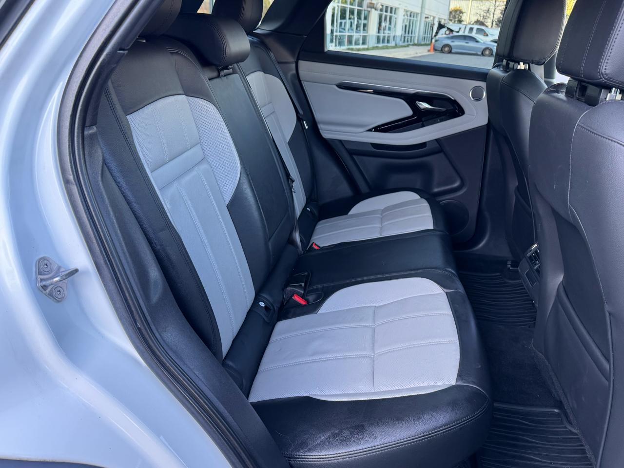 Land Rover Range Rover Evoque R-Dynamic SE AWD 2020