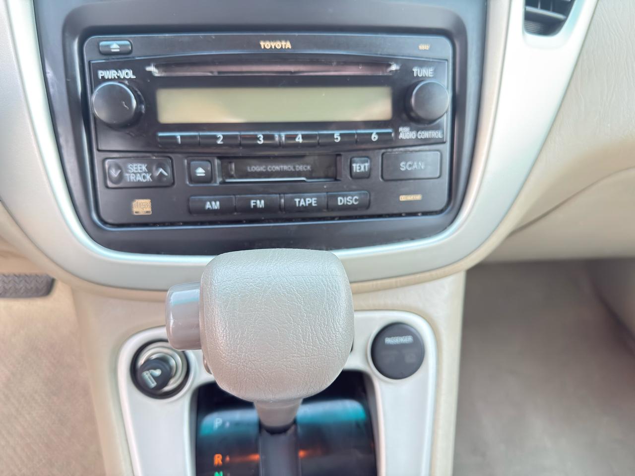 Toyota Highlander Limited V6 4WD 2006