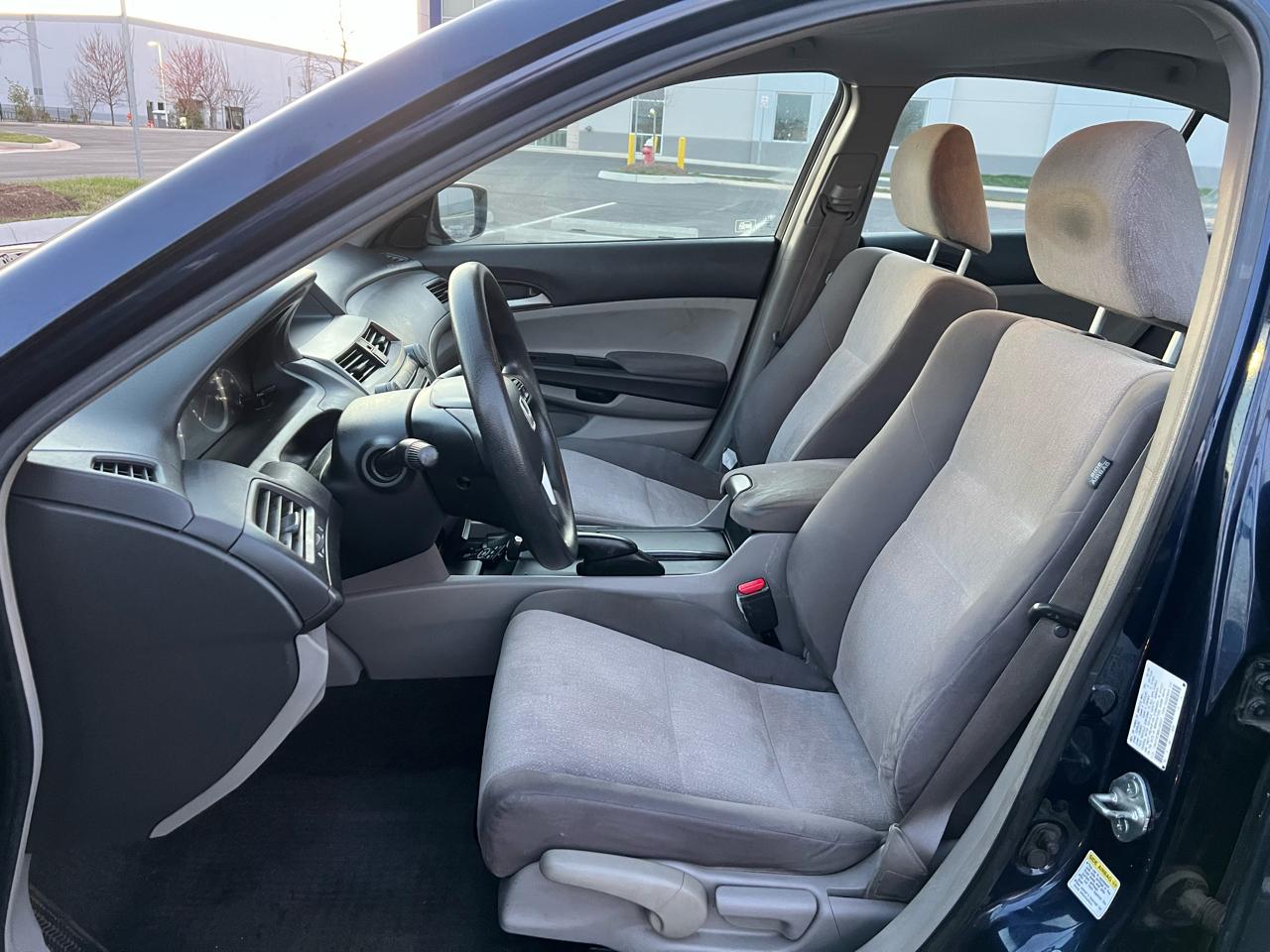 Honda Accord LX sedan AT 2008