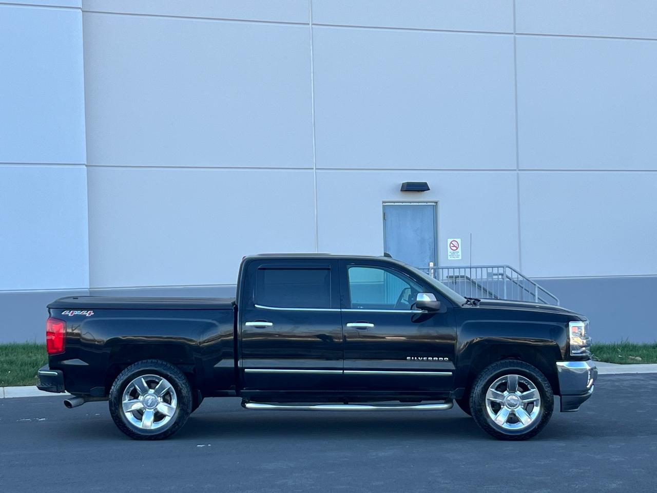 Chevrolet Silverado 1500 4WD Crew Cab 143.5" LTZ 2016