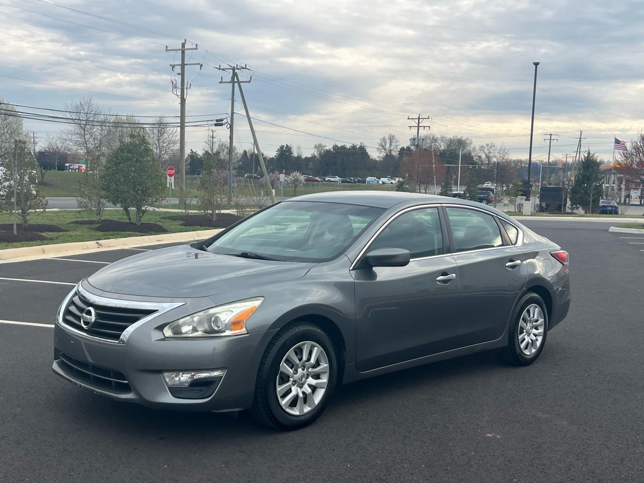 Nissan Altima 2.5 S Sedan 2014