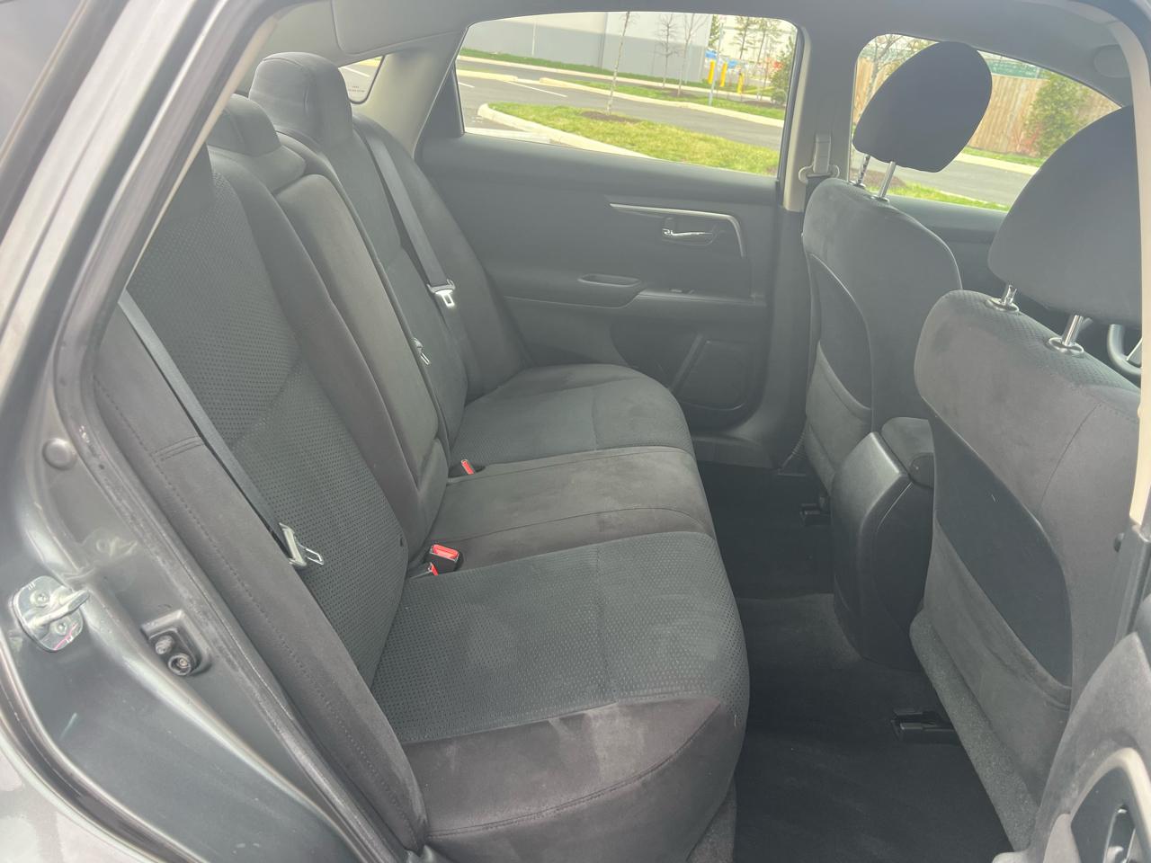 Nissan Altima 2.5 S Sedan 2014