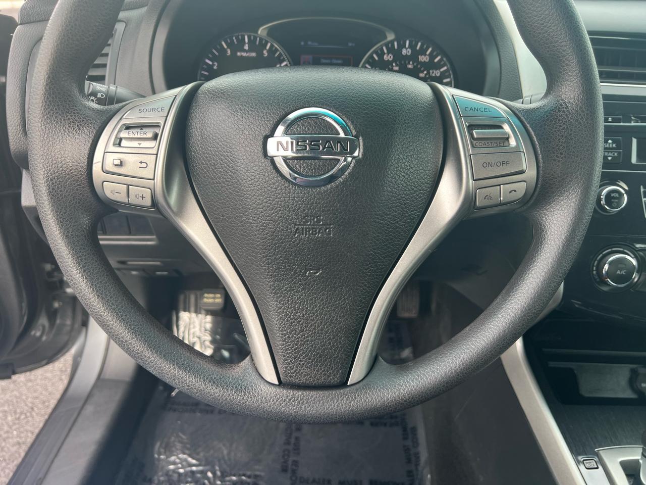 Nissan Altima 2.5 S Sedan 2014