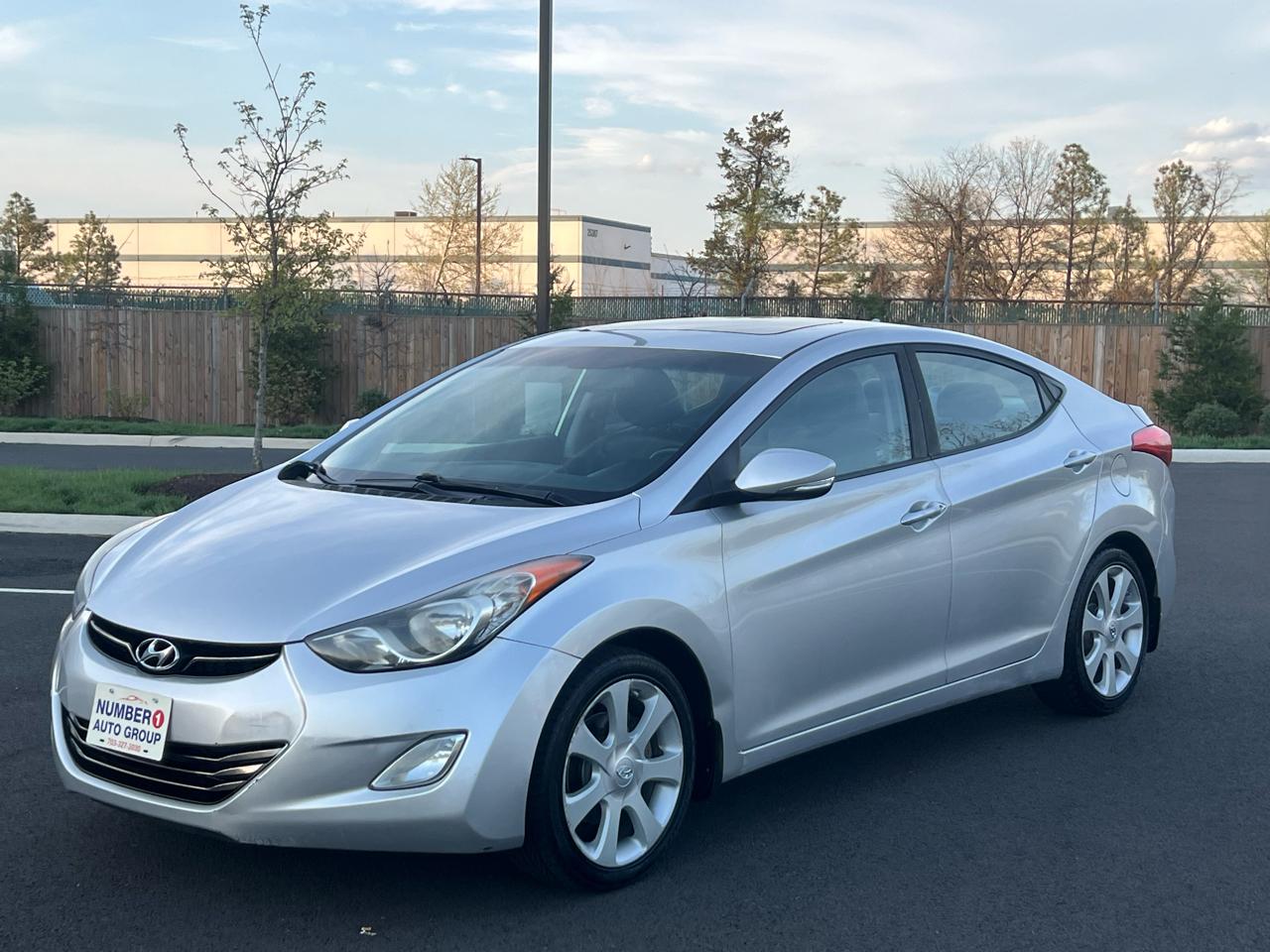 Hyundai Elantra Limited 2012