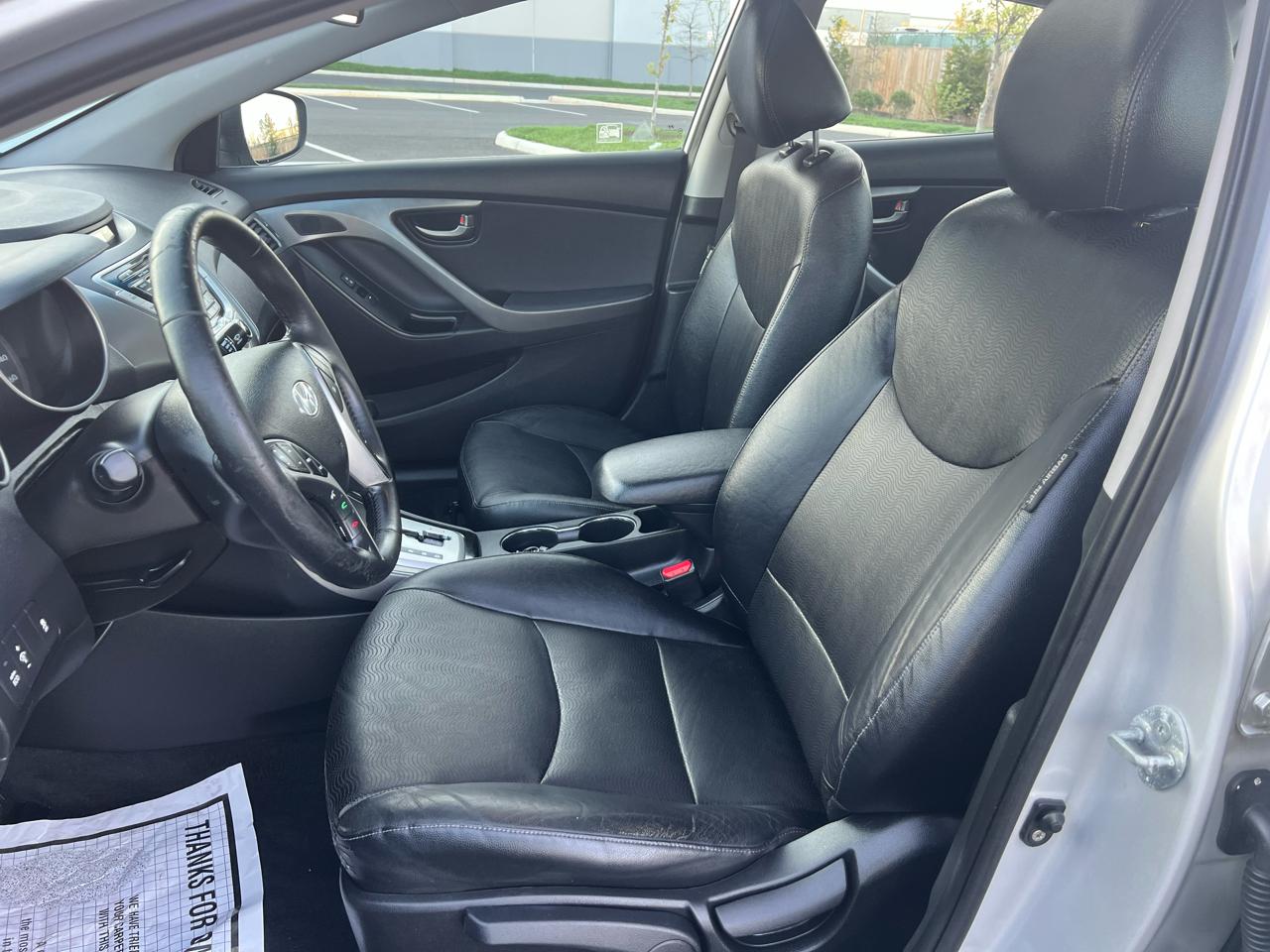 Hyundai Elantra Limited 2012