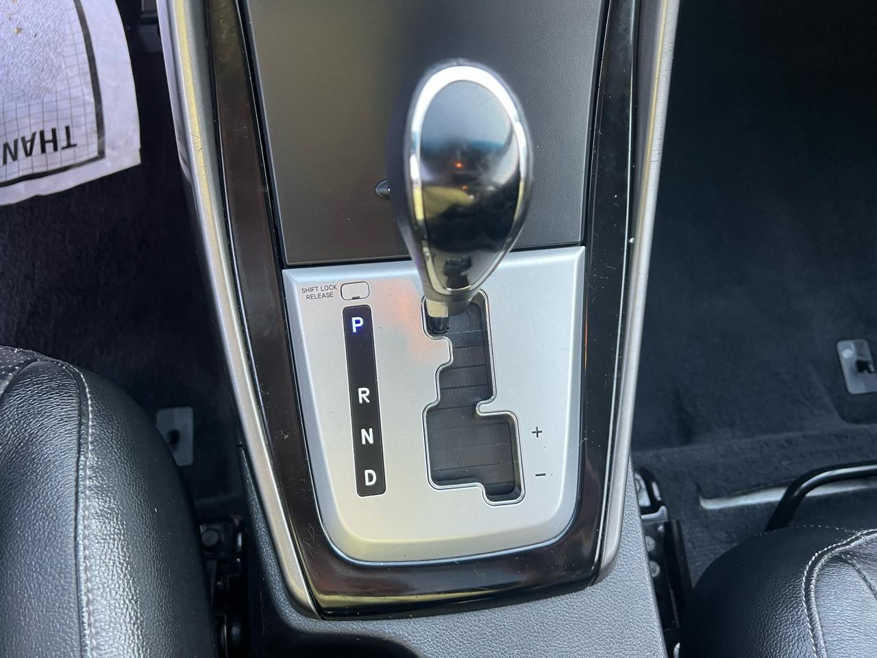 Hyundai Elantra Limited 2012