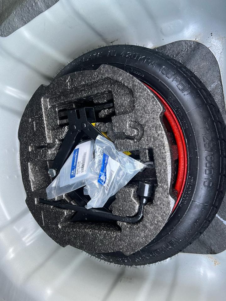 Hyundai Elantra Limited 2012