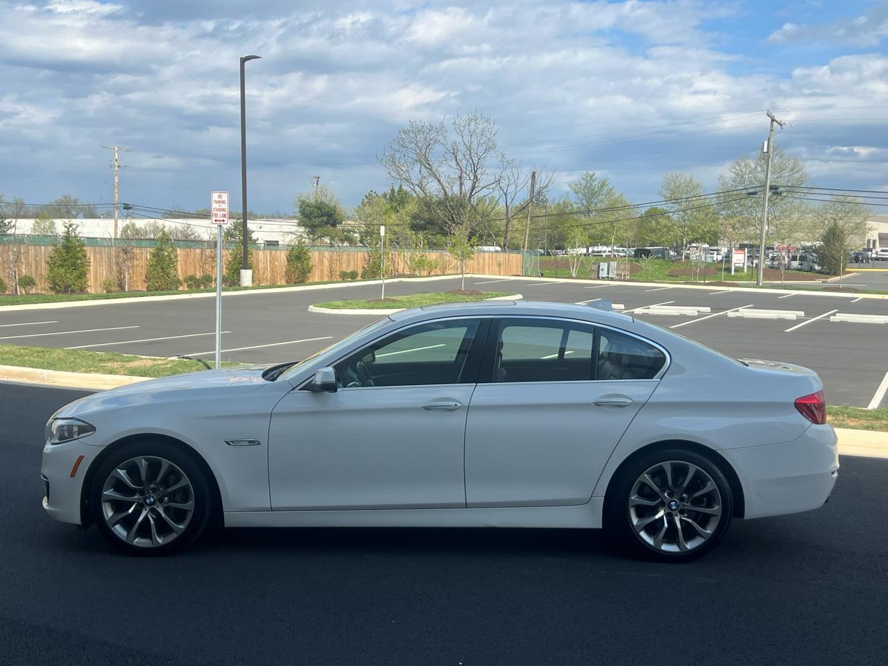 BMW 5-Series 535i xDrive 2016