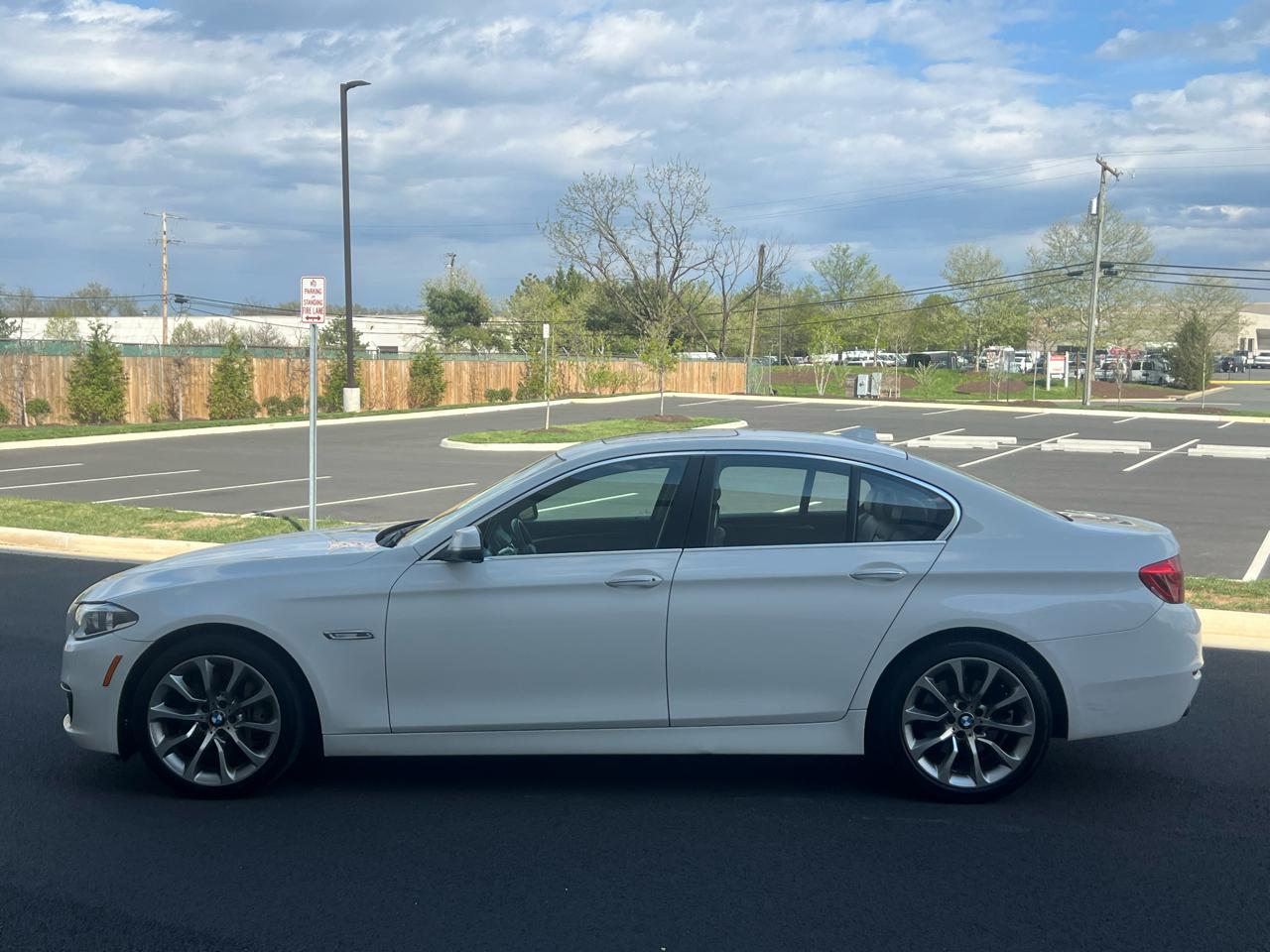 BMW 5-Series 535i xDrive 2016