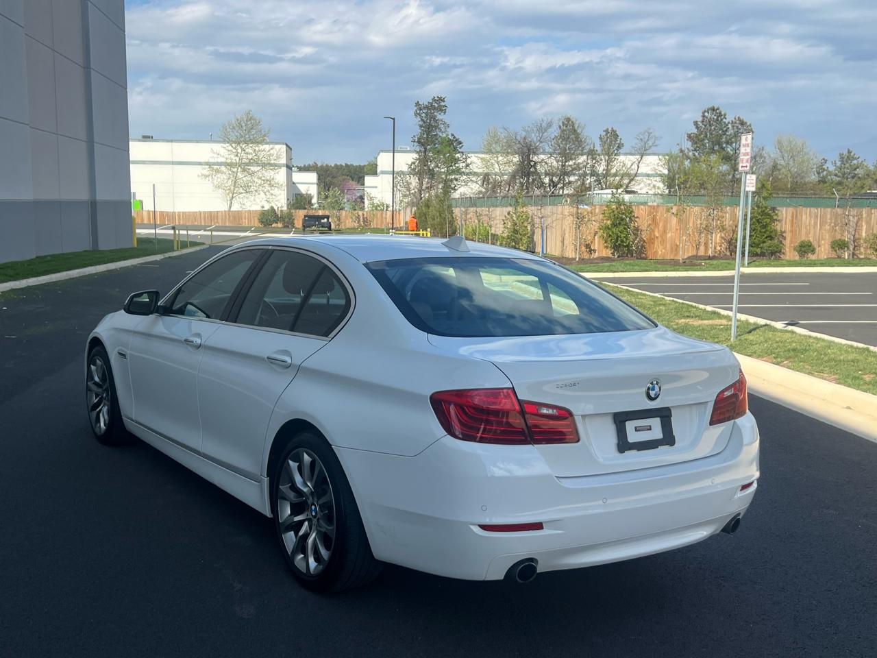 BMW 5-Series 535i xDrive 2016