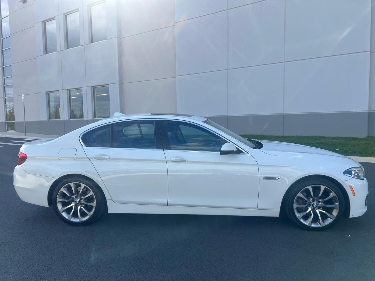 BMW 5-Series 535i xDrive 2016