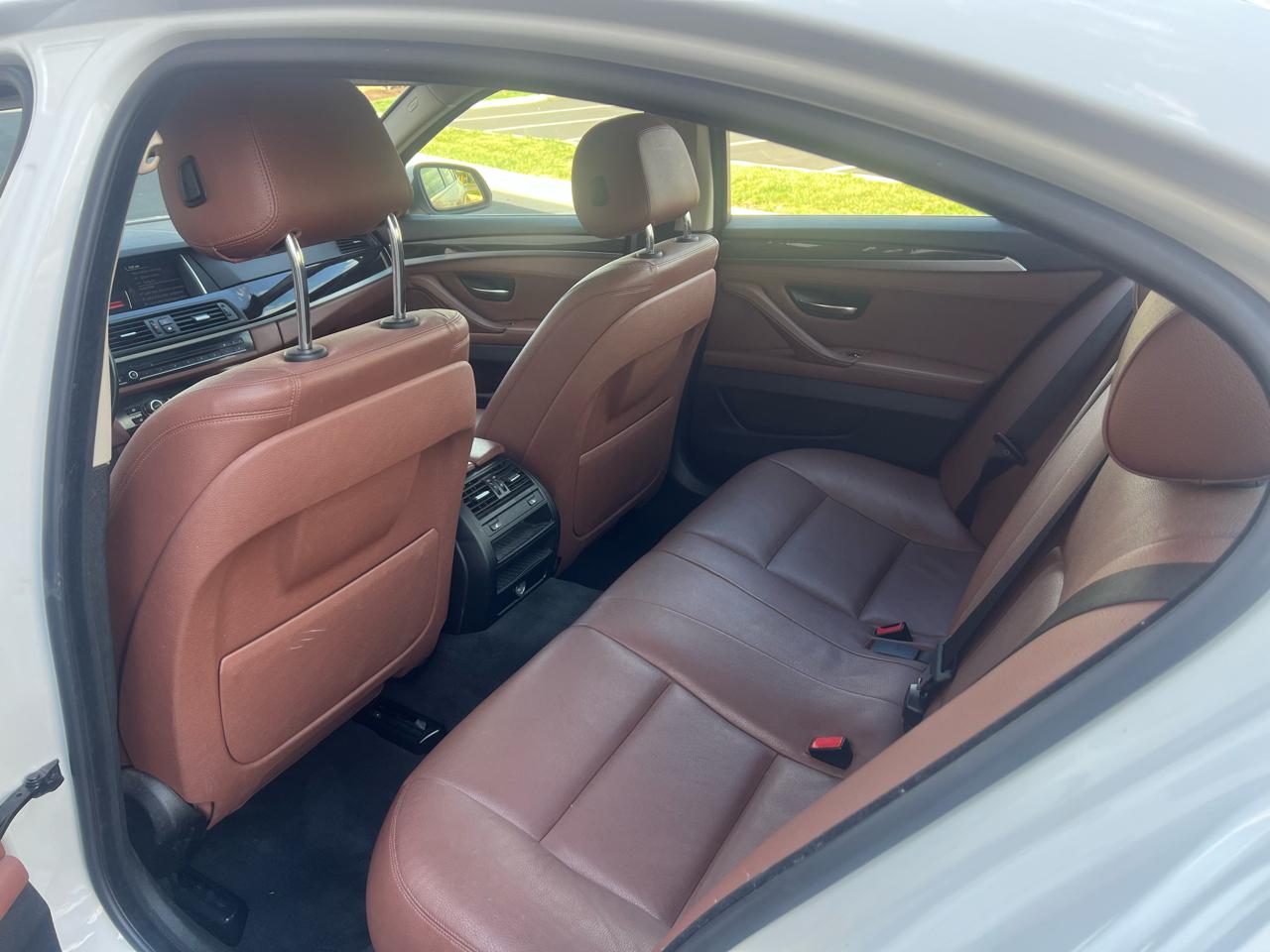 BMW 5-Series 535i xDrive 2016