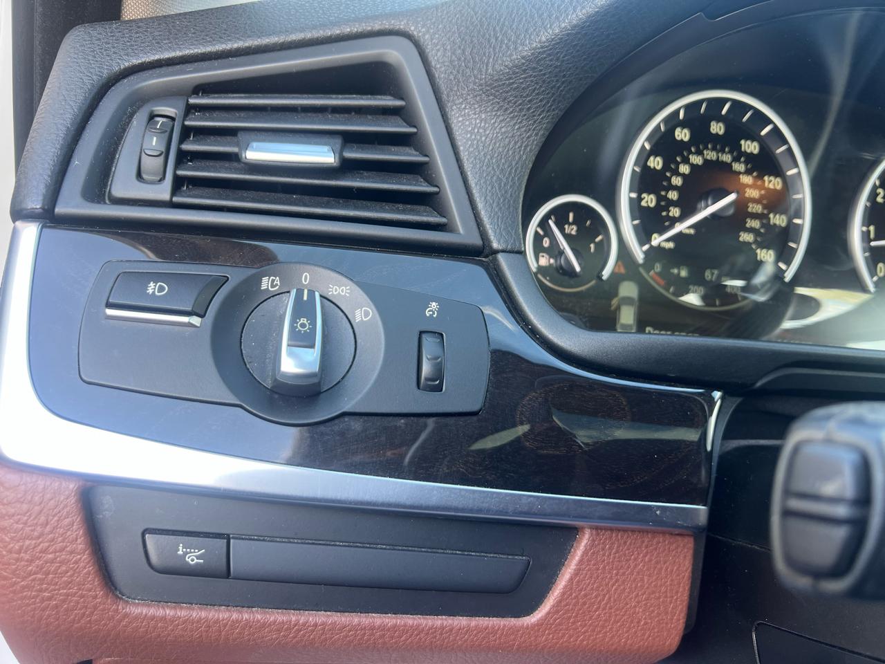 BMW 5-Series 535i xDrive 2016