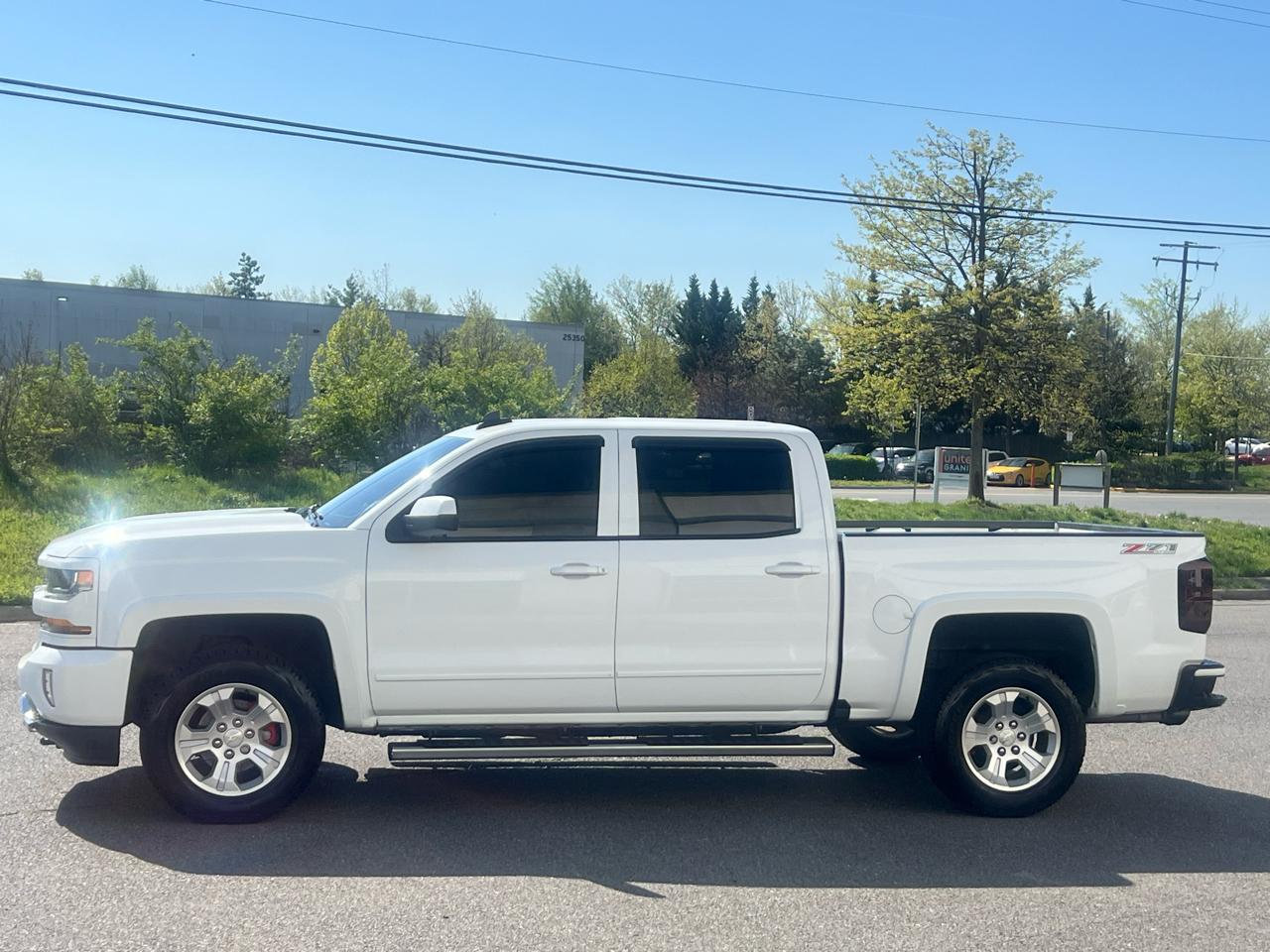 Chevrolet Silverado 1500 2LT Crew Cab 4WD 2017