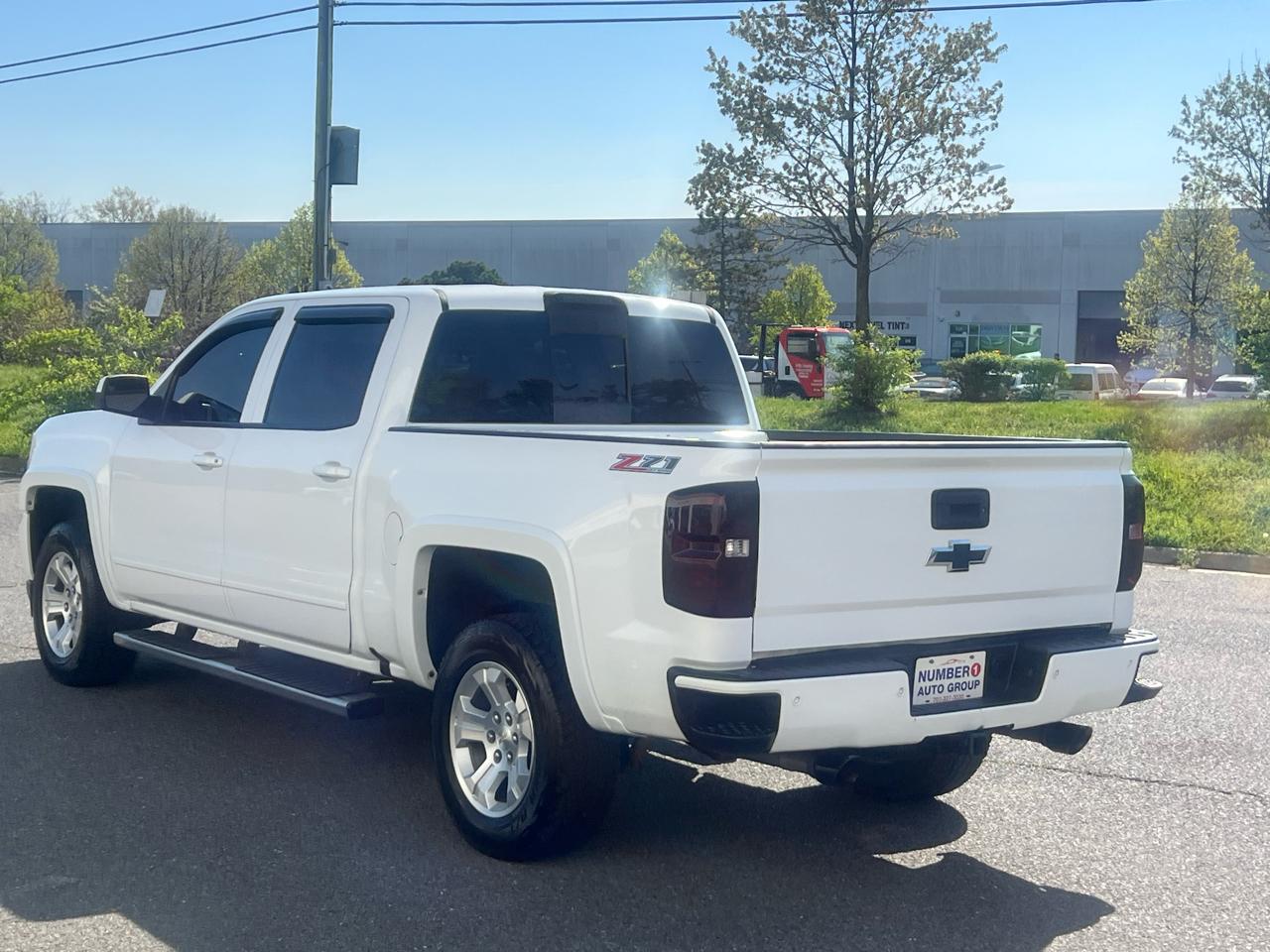 Chevrolet Silverado 1500 2LT Crew Cab 4WD 2017