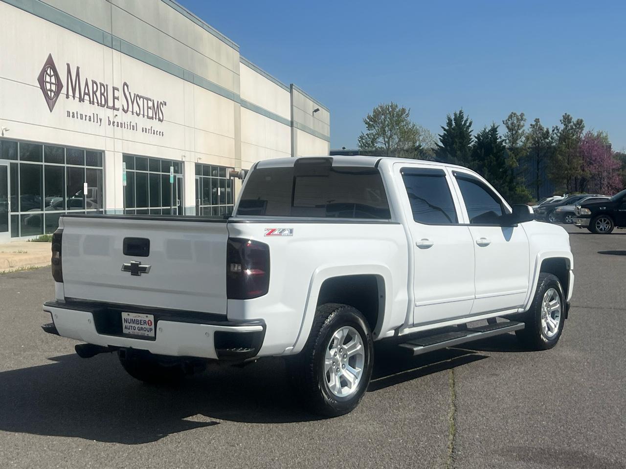 Chevrolet Silverado 1500 2LT Crew Cab 4WD 2017