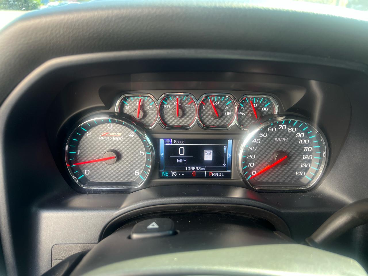 Chevrolet Silverado 1500 2LT Crew Cab 4WD 2017