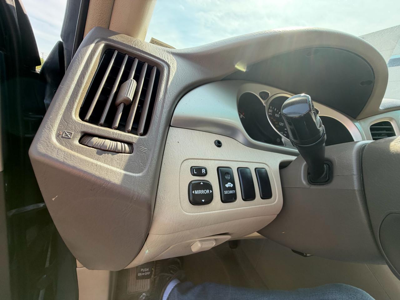 Toyota Highlander 4dr V6 4WD (Natl) 2007