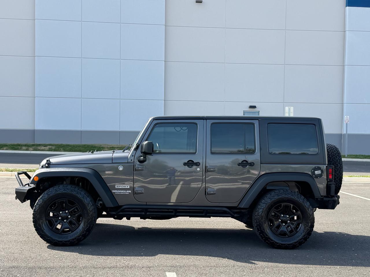 Jeep Wrangler Unlimited Sport 4WD 2017
