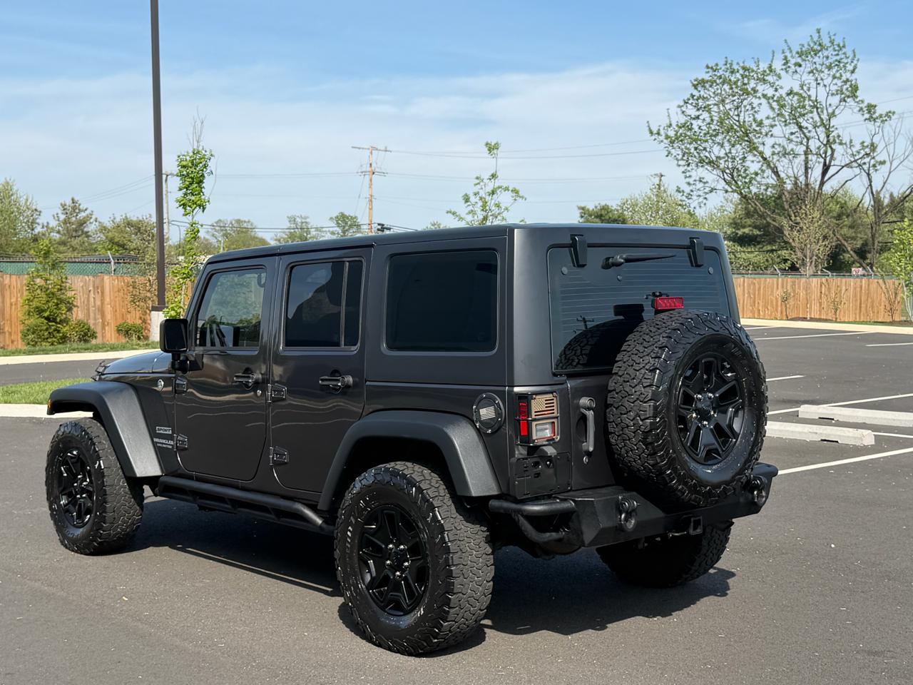 Jeep Wrangler Unlimited Sport 4WD 2017
