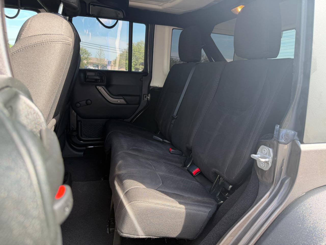 Jeep Wrangler Unlimited Sport 4WD 2017