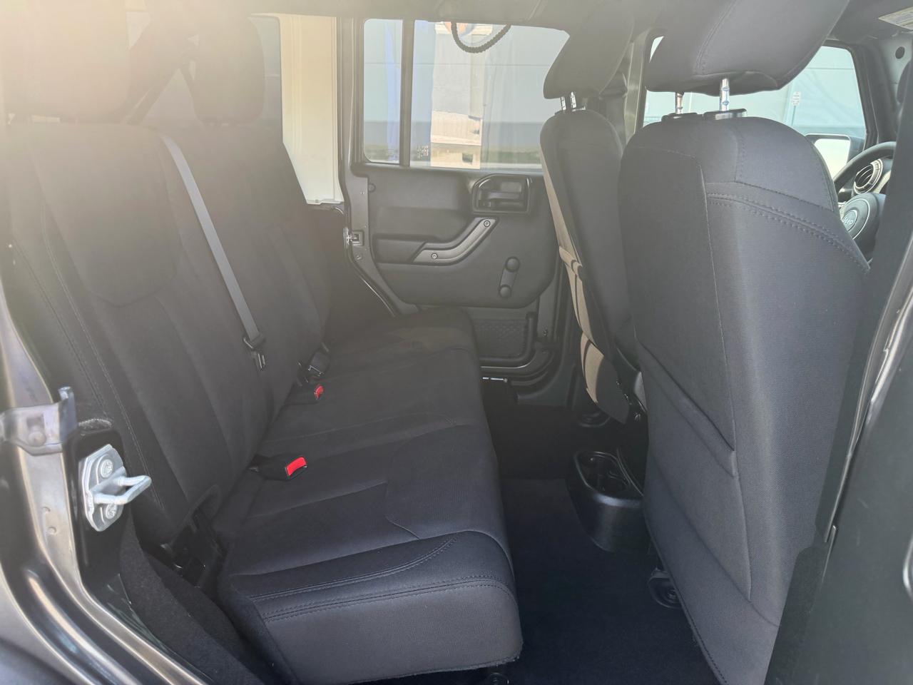 Jeep Wrangler Unlimited Sport 4WD 2017