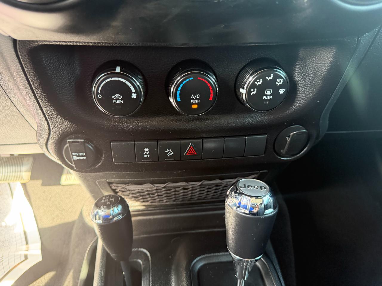 Jeep Wrangler Unlimited Sport 4WD 2017