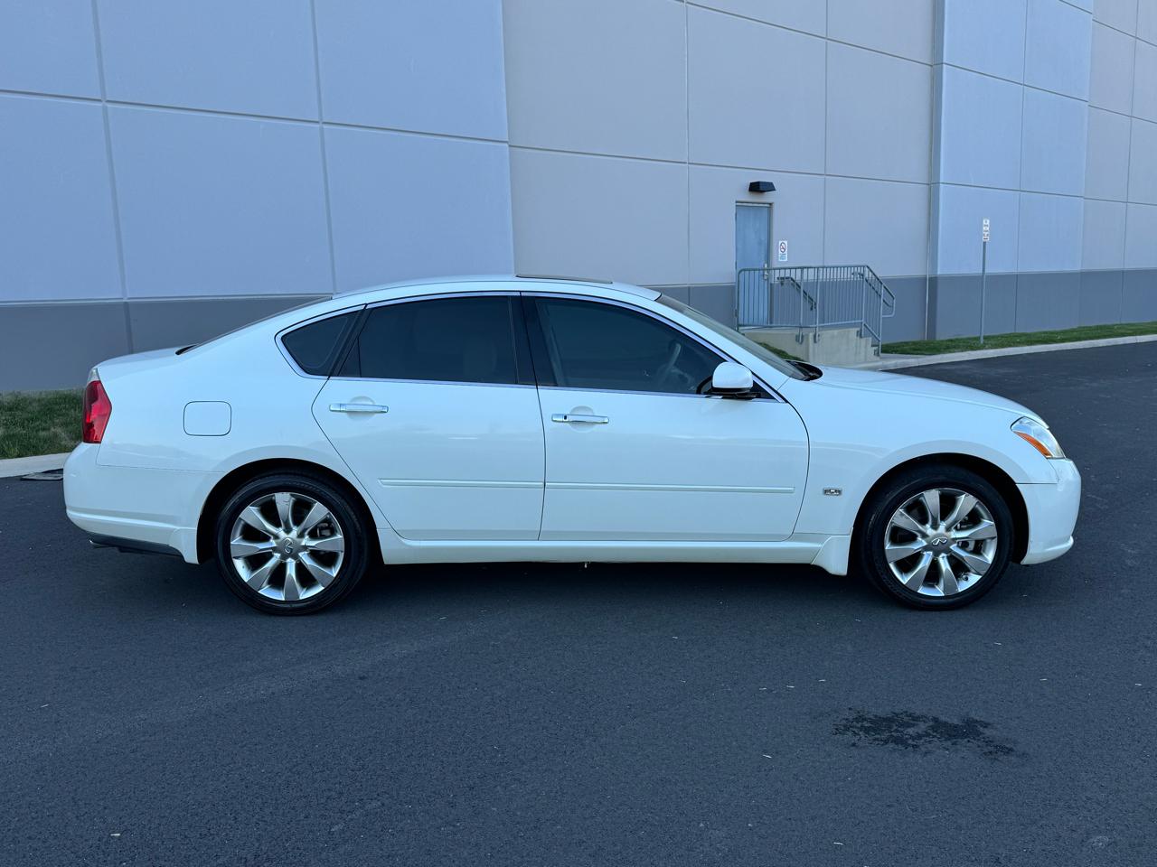 Infiniti M 35 4WD 2007