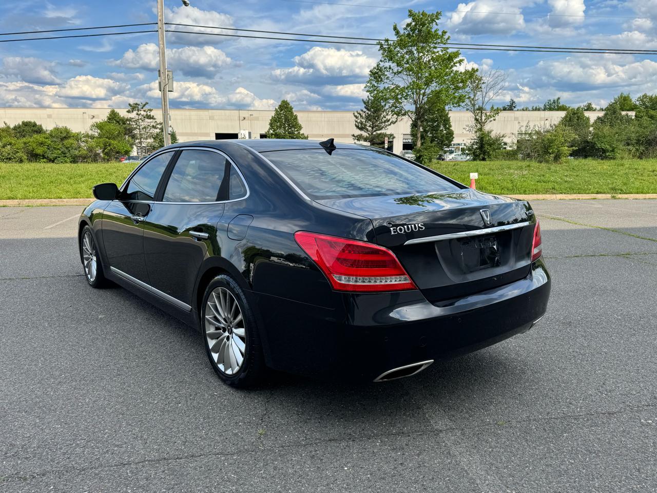 Hyundai Equus Signature 2014