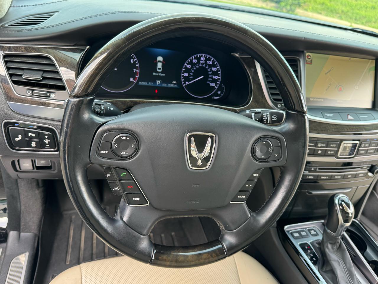 Hyundai Equus Signature 2014