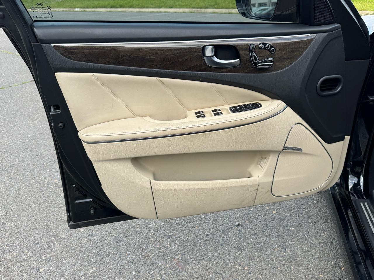 Hyundai Equus Signature 2014