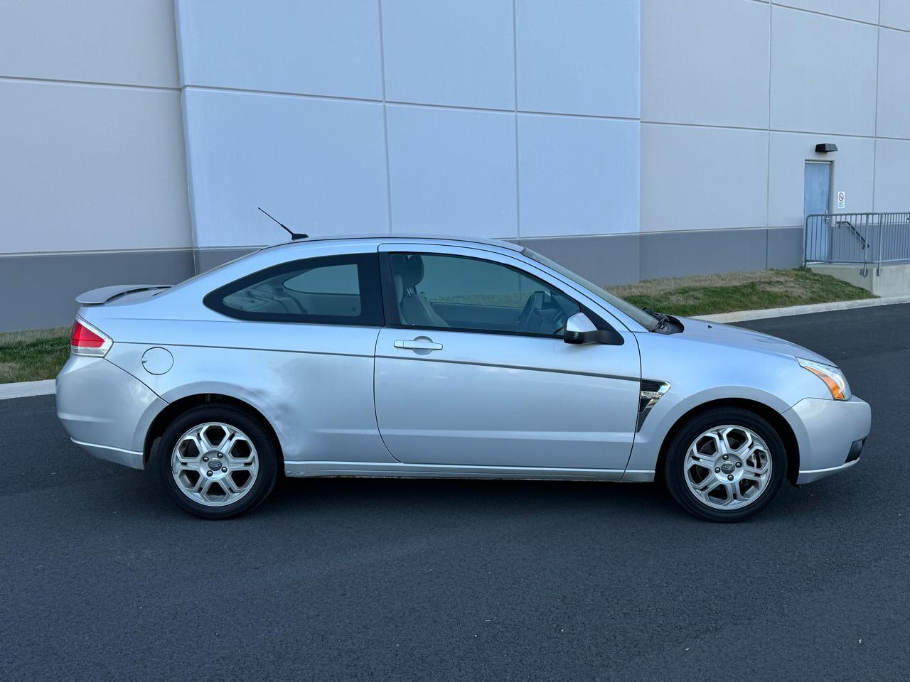 Ford Focus SE Coupe 2008