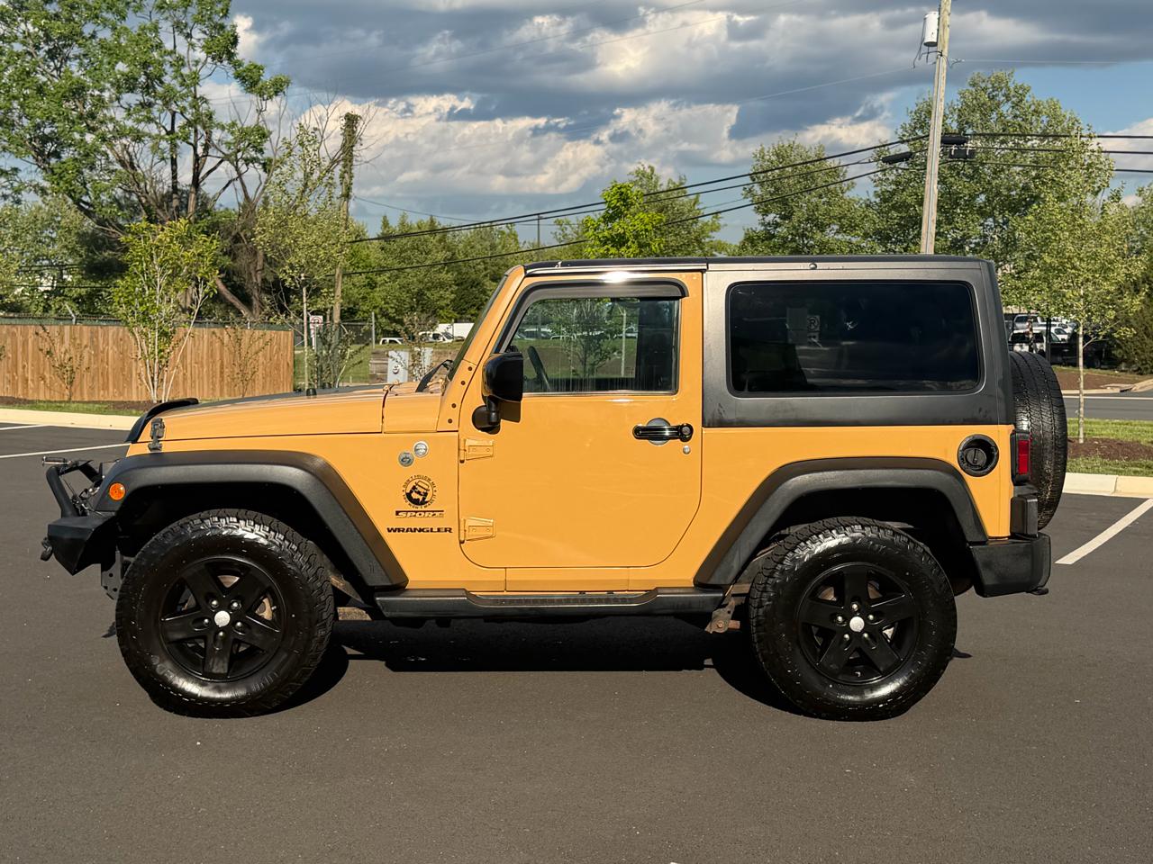 Jeep Wrangler Sport 4WD 2013