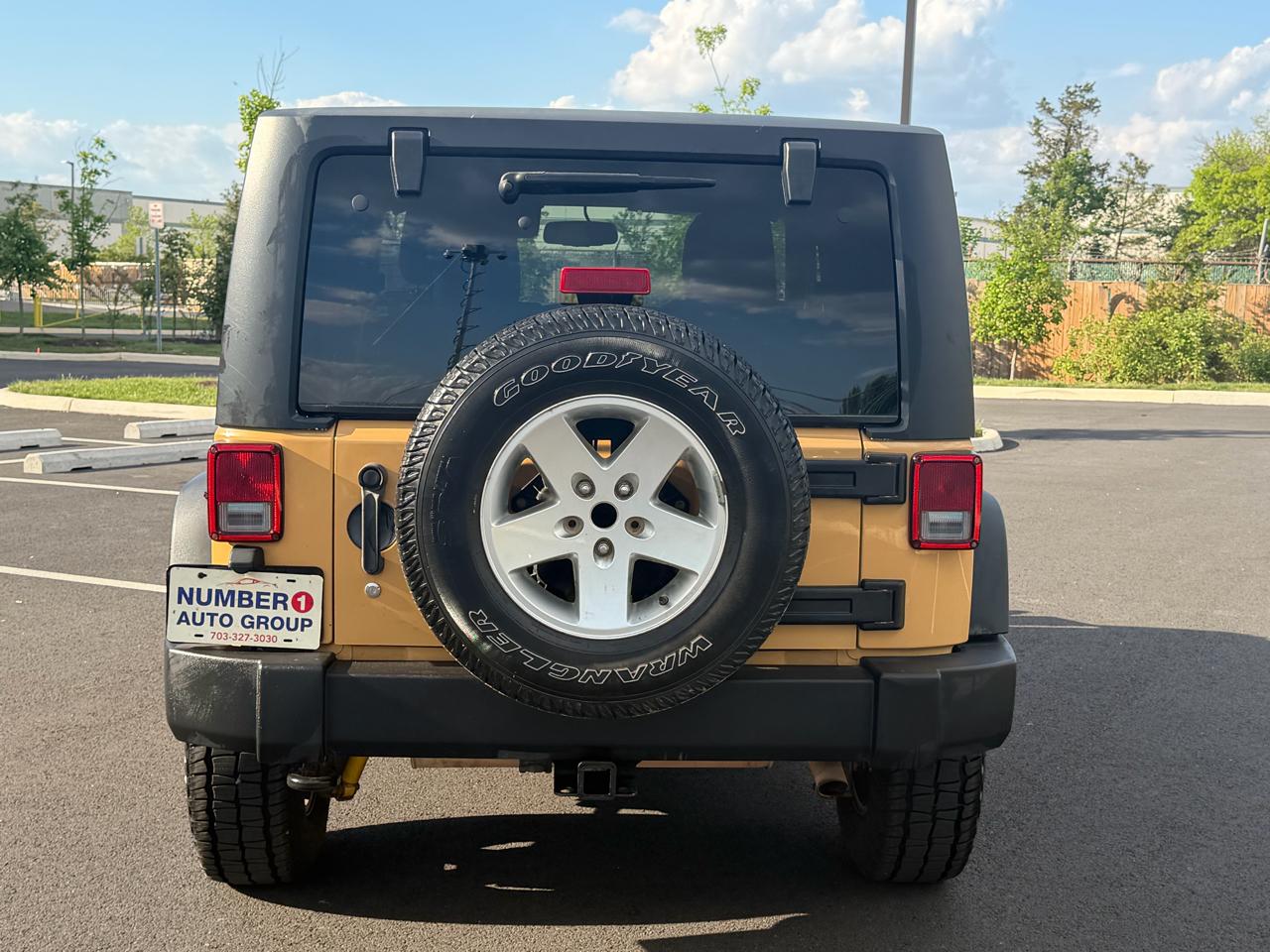 Jeep Wrangler Sport 4WD 2013