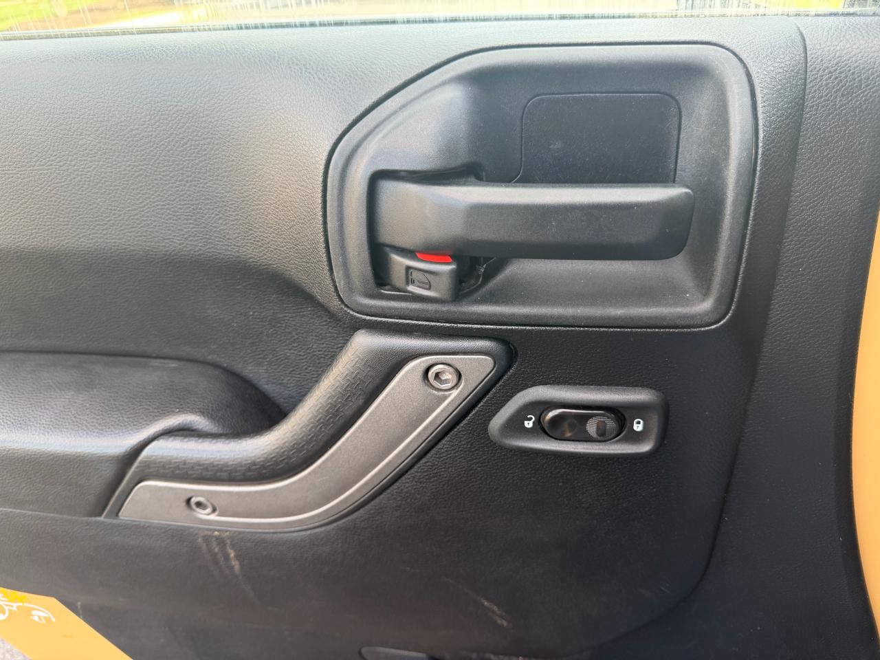 Jeep Wrangler Sport 4WD 2013