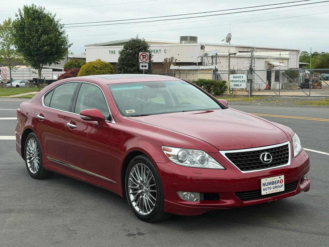 2010 Lexus LS 460 Luxury Sedan