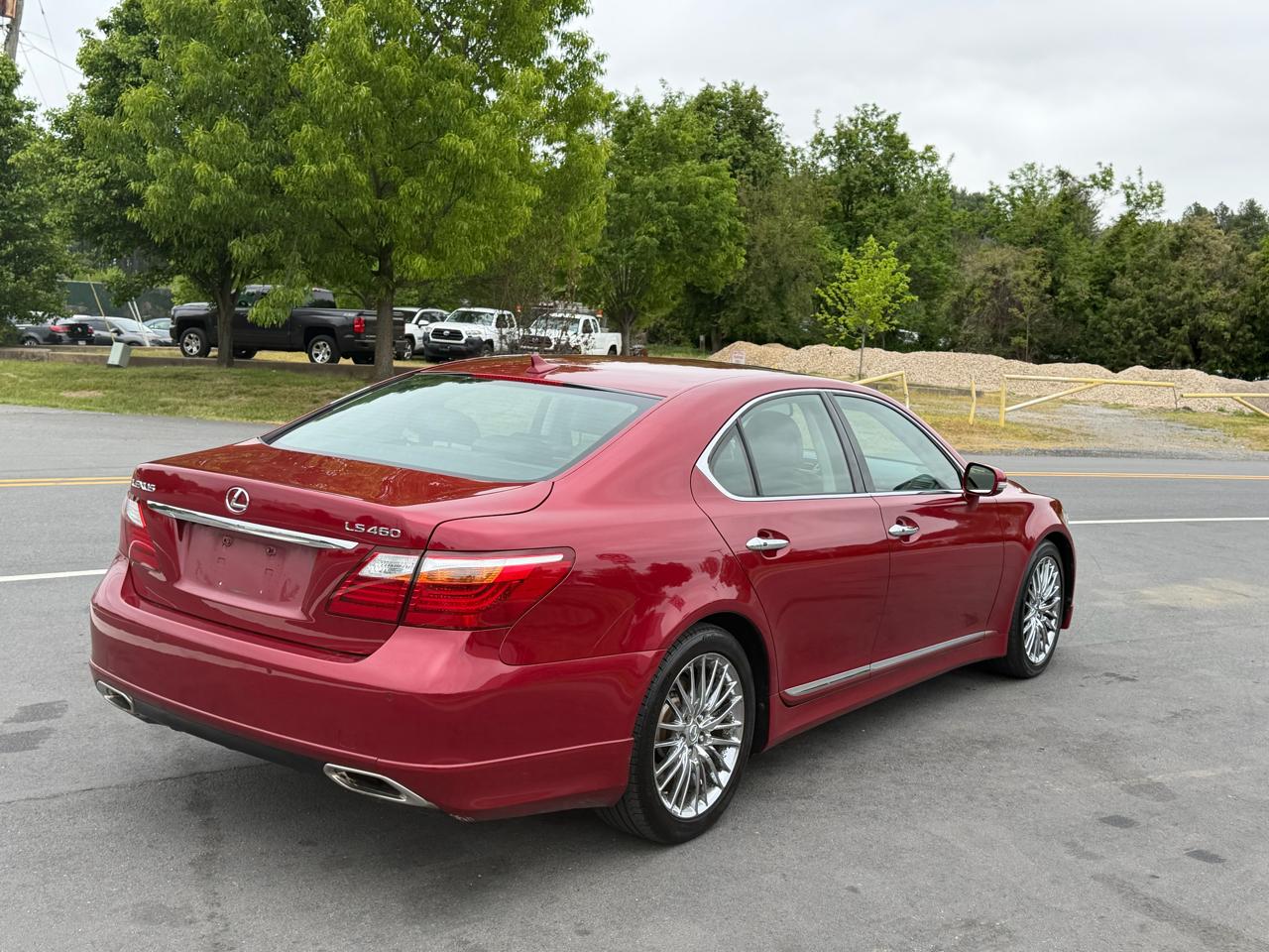 Lexus LS 460 Luxury Sedan 2010