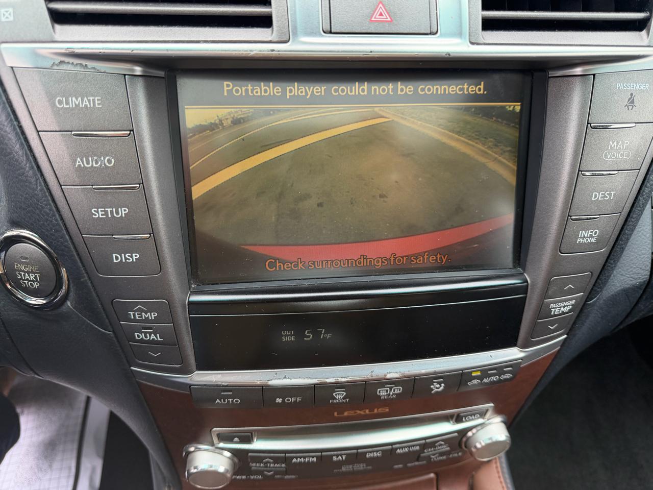Lexus LS 460 Luxury Sedan 2010