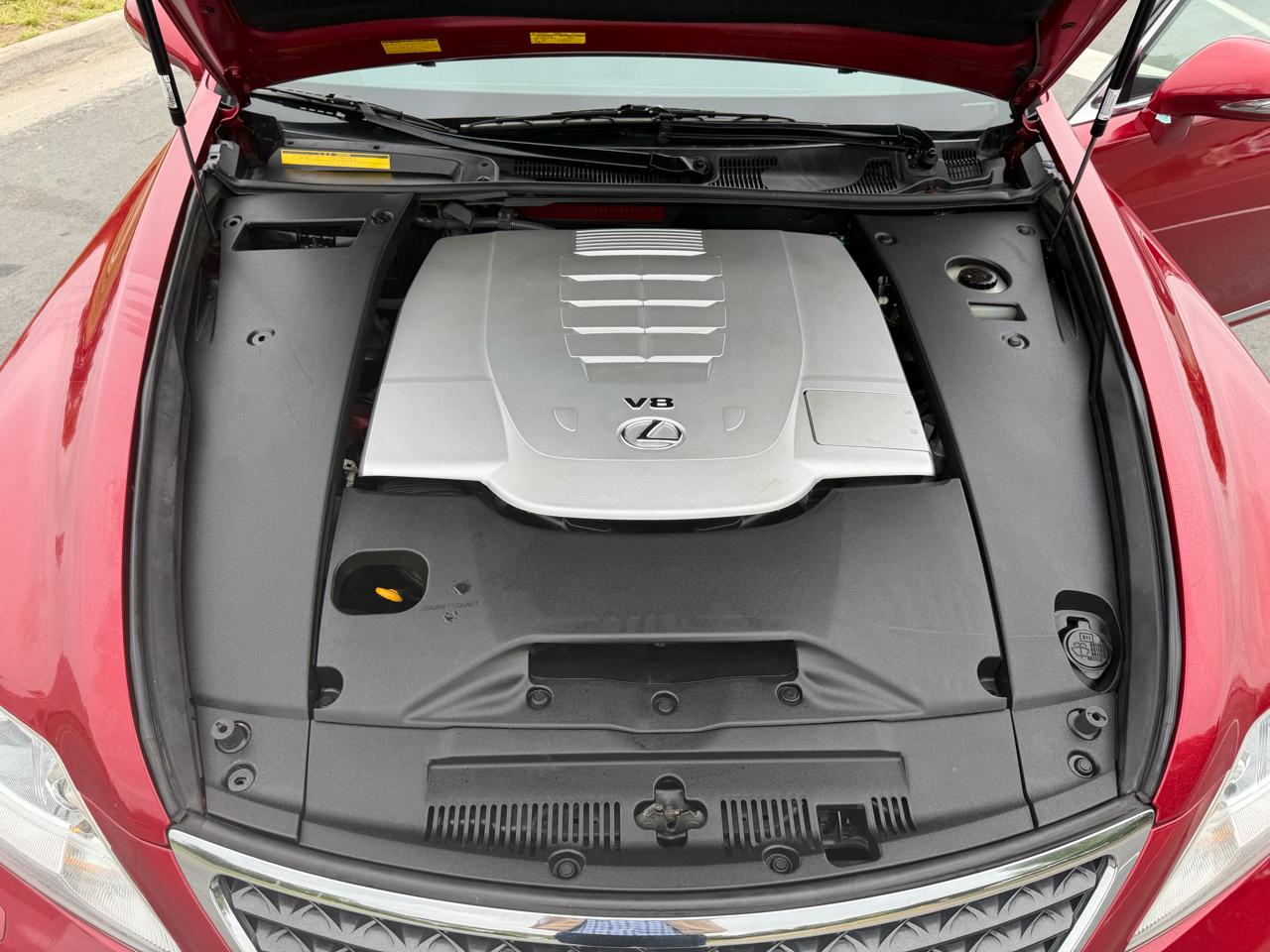 Lexus LS 460 Luxury Sedan 2010
