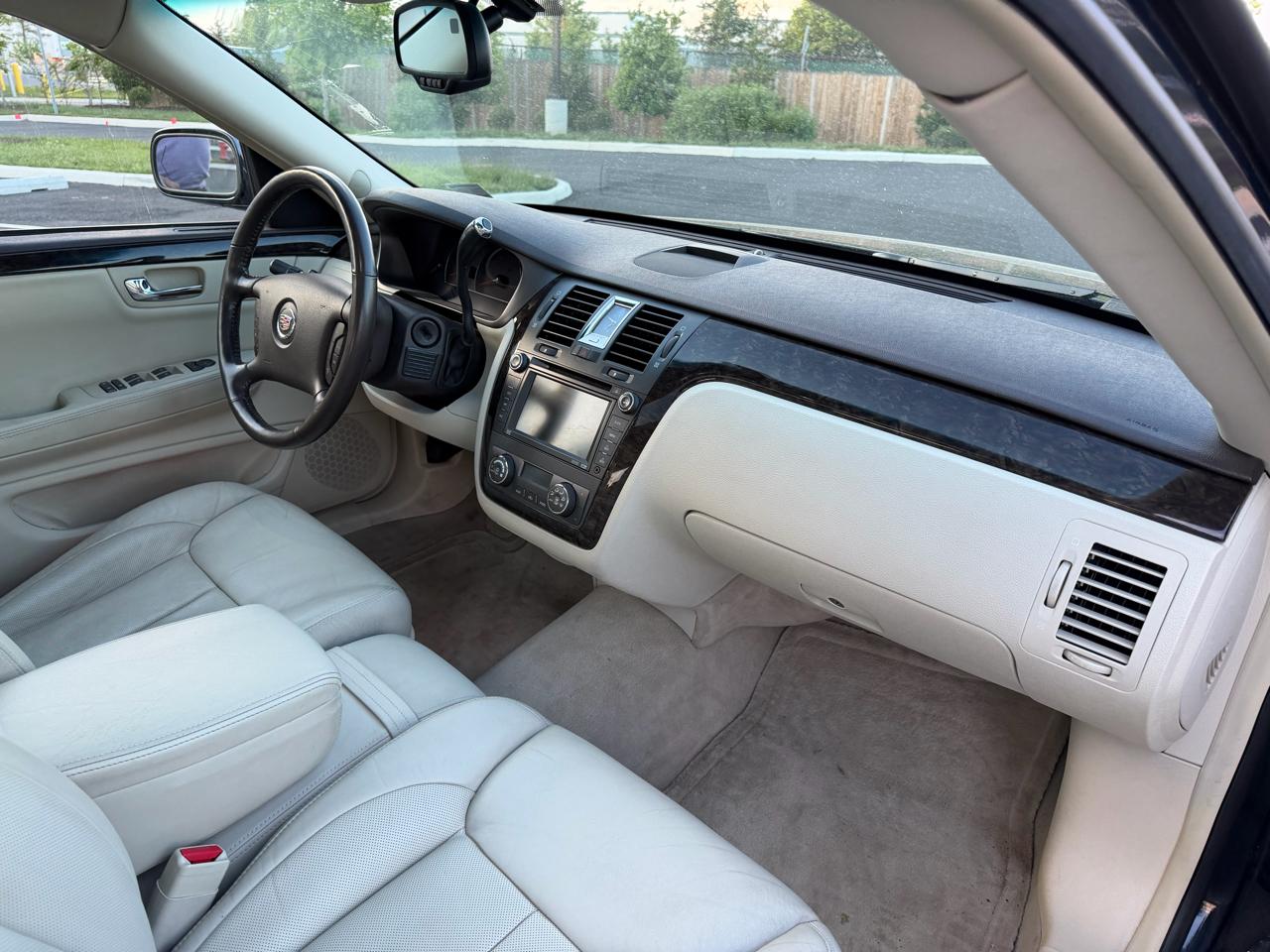 Cadillac DTS Luxury I 2009
