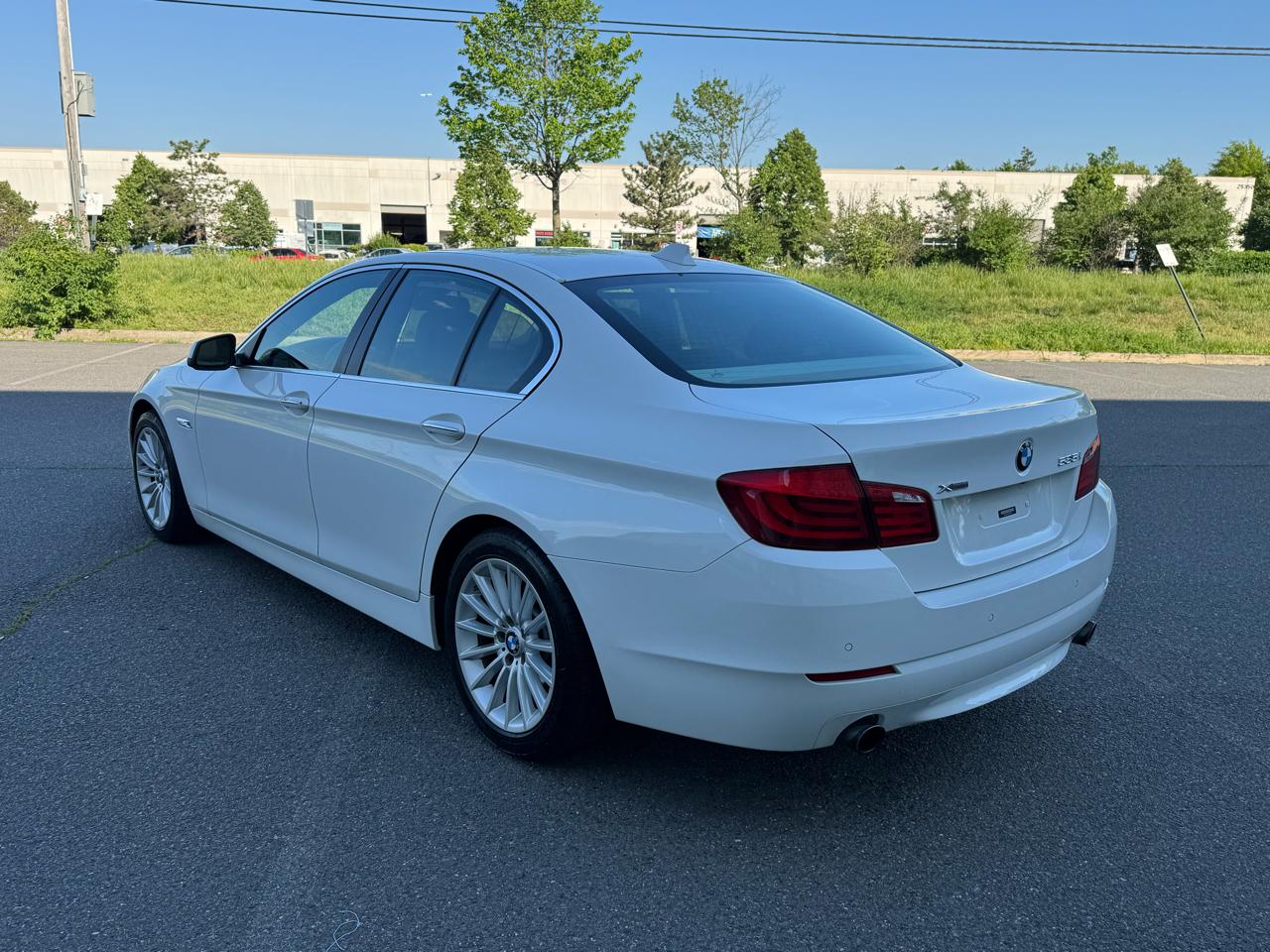 BMW 5-Series 535i xDrive 2013