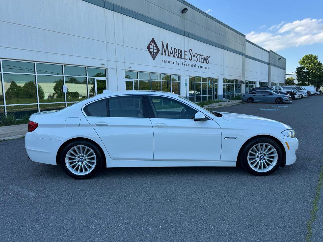 BMW 5-Series 535i xDrive 2013