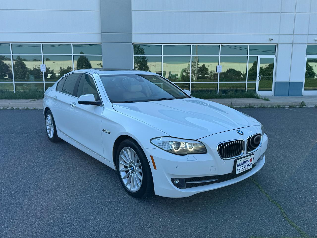 BMW 5-Series 535i xDrive 2013