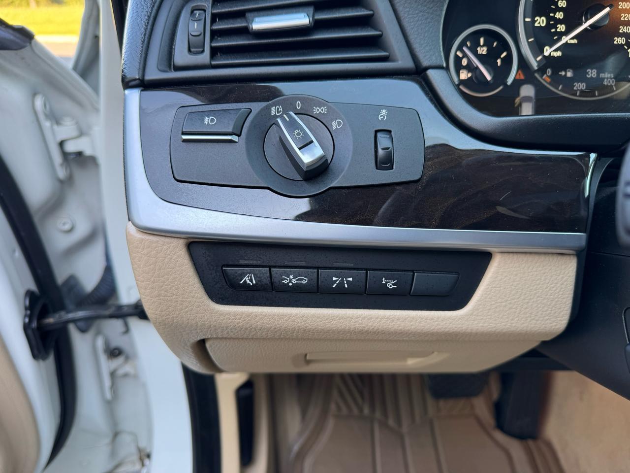 BMW 5-Series 535i xDrive 2013
