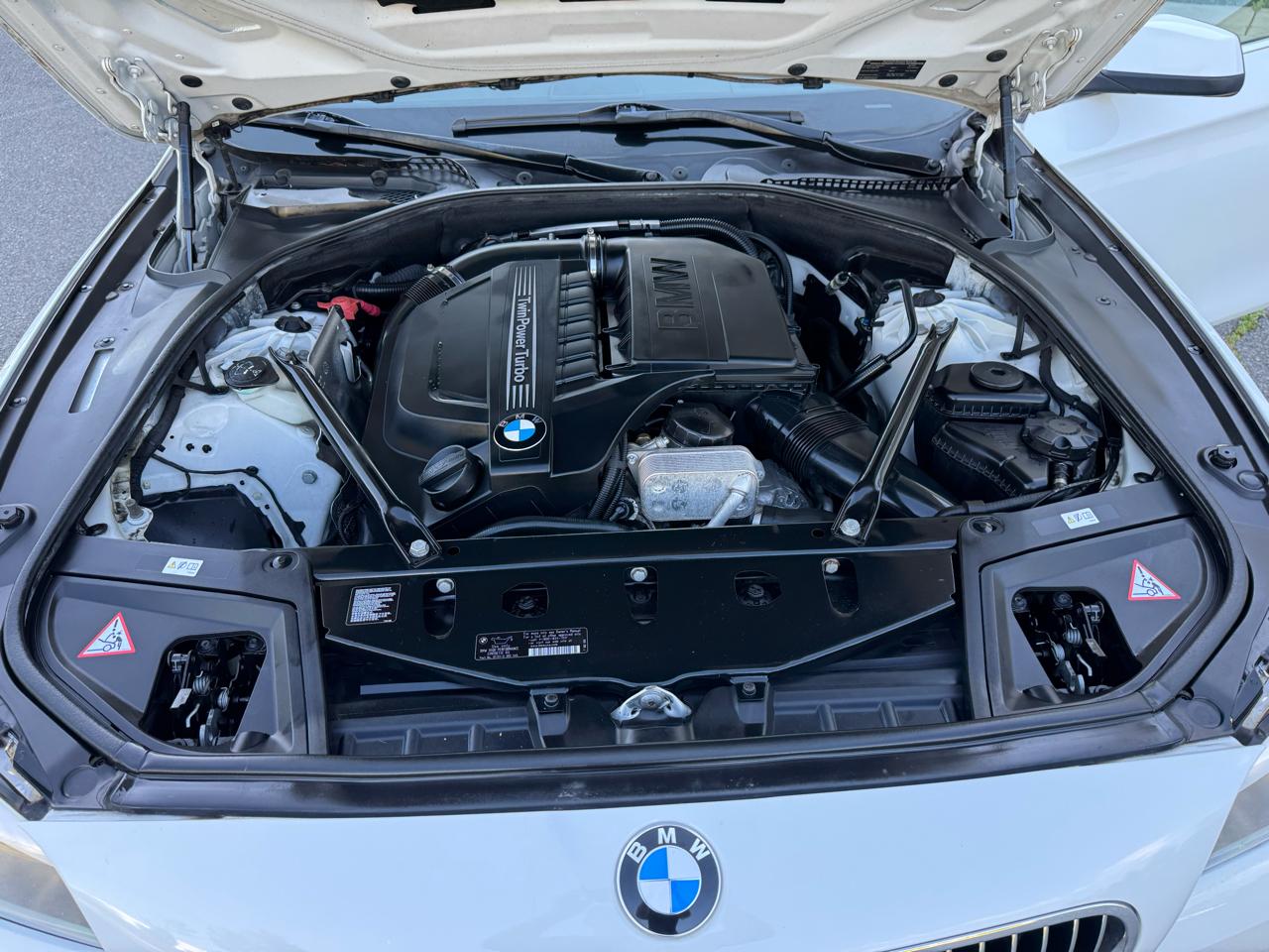 BMW 5-Series 535i xDrive 2013