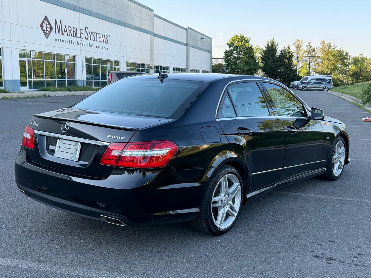 Mercedes-Benz E-Class E350 4MATIC Sedan 2012